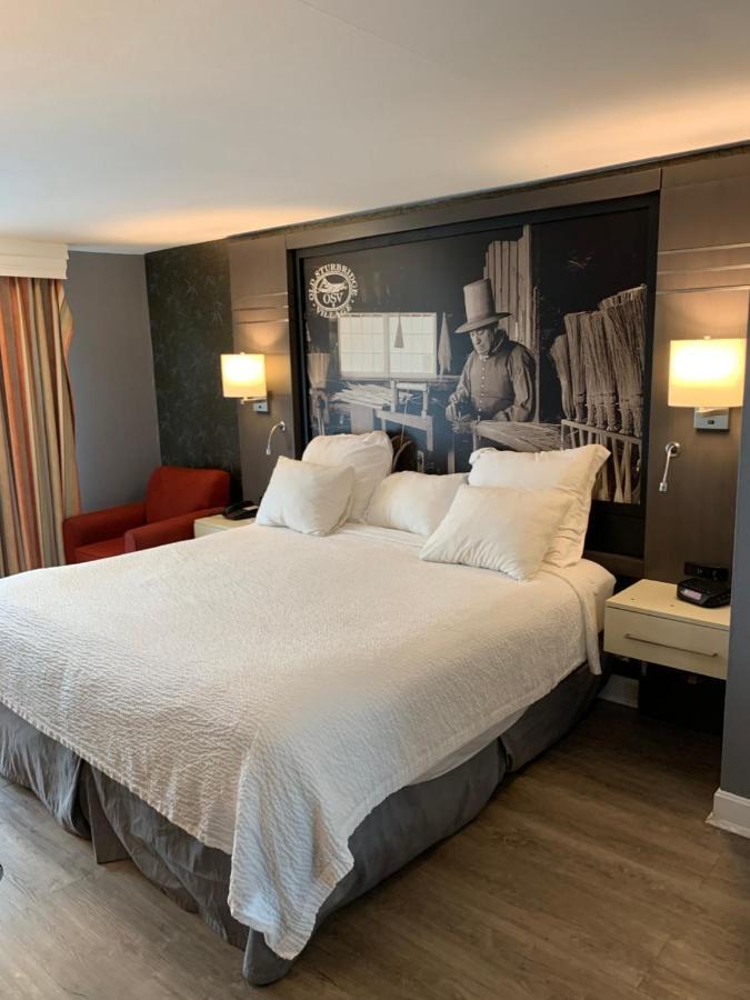 Super 8 By Wyndham Sturbridge Hotell Exteriör bild